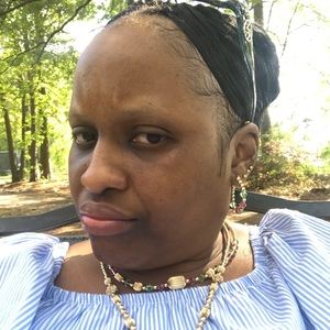 Meet your Posher, Priscilla